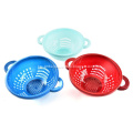 Kitchen plastic colander in Multi color